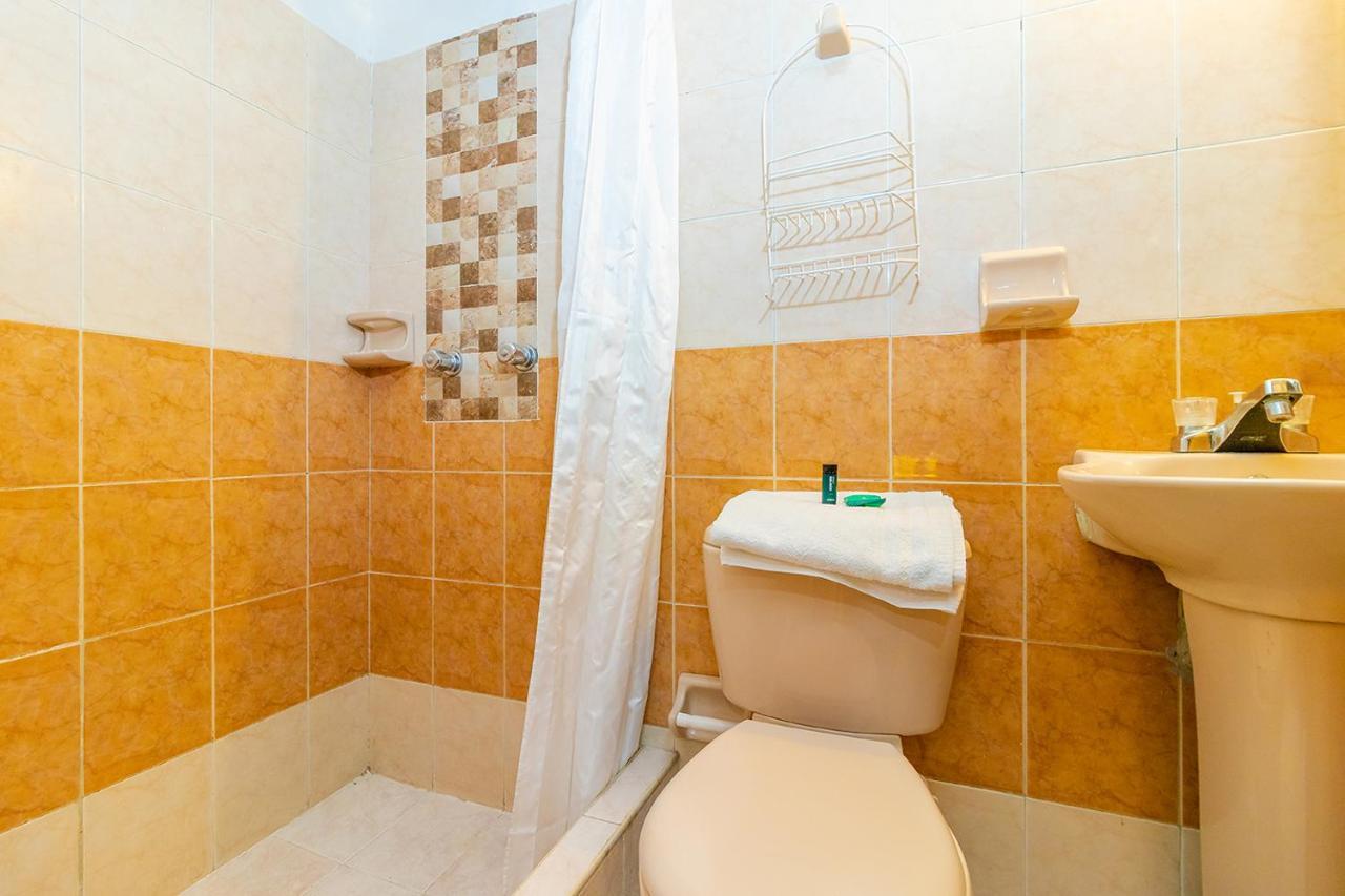 Ayenda 1080 Bogota Alpes Castellana Bed & Breakfast Luaran gambar